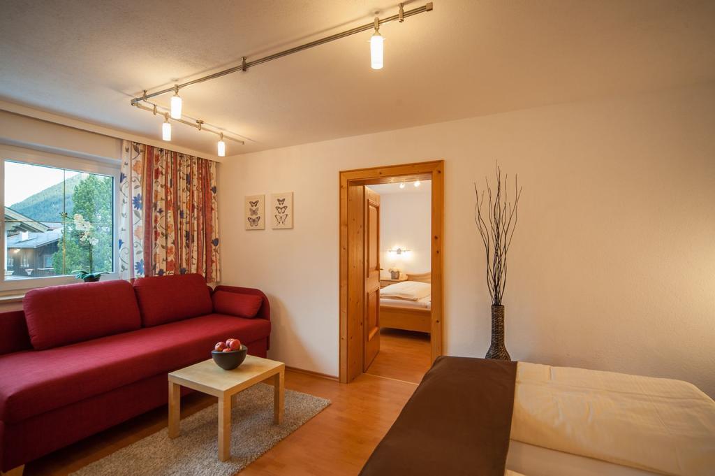 Ferienanlage Hechenbergerhof ビヒルバッハ 部屋 写真